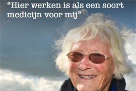 Klara Peek in Groen Gebogen